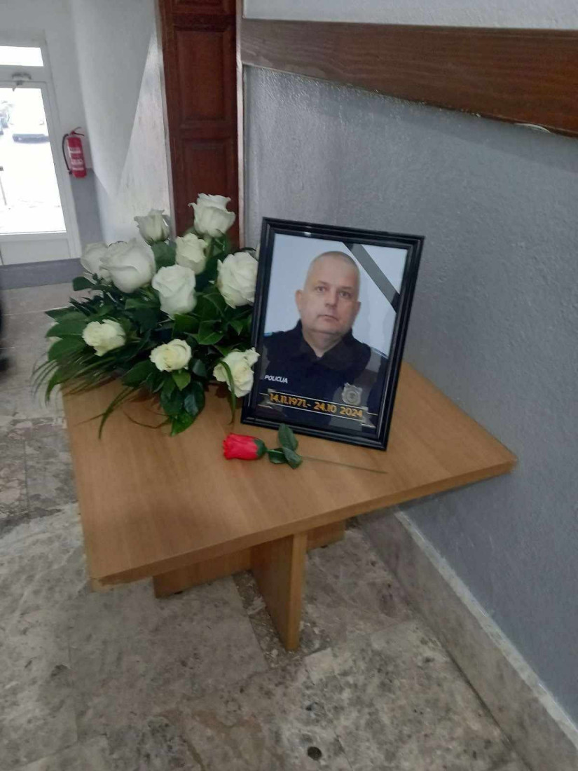 Teroristički potres u Bosni: Dečak ubio policajca, izvadio se na godine (FOTO)