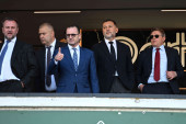 U Partizanovoj loži vrvi od poznatih fudbalskih lica: Tu su i Piksi, Dika i Radujko, ali i bivši predsednik crno-belih (FOTO GALERIJA)