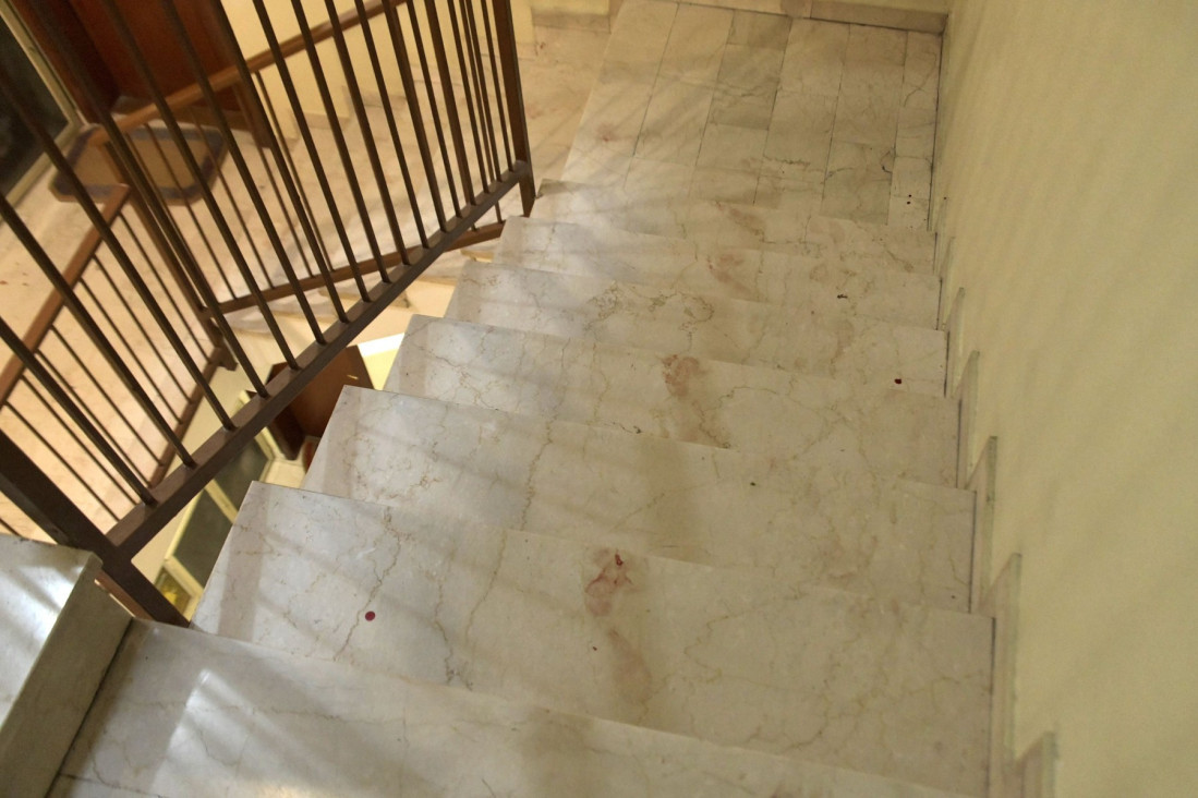 Mladić (19) brutalno izbo Saru u stanu: Nesrećnu studentkinju pronašla prijateljica