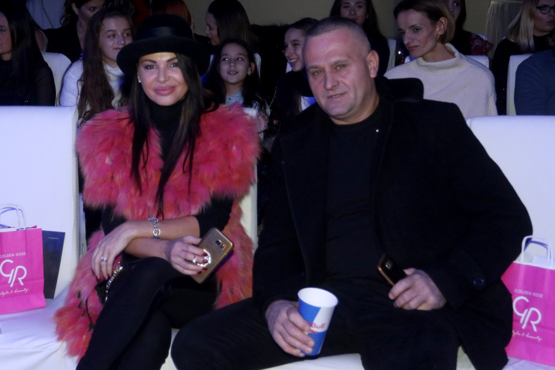 "Saša Popović me je smirivao" Bivši muž Tine Ivanović priznao posle razvoda: Dopisivao sam se s drugim devojkama