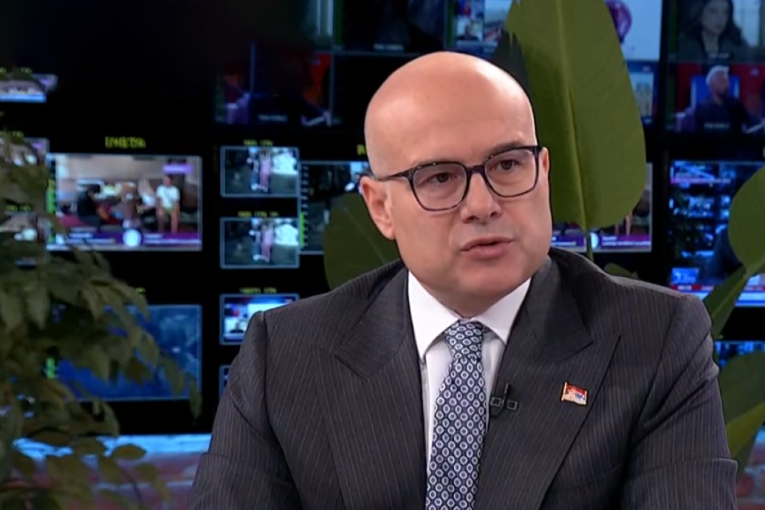 Vučević najavio i proveru apoteka i farmaceutske industrije: Videćemo i tu kako se formiraju cene, možete da zaradite, ali ne puta 5 ili 10