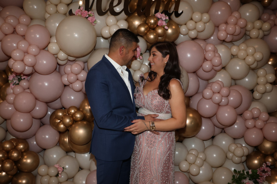 Naša pevačica planira gala svadbu sa milionerom: Veselje će biti u Srbiji, ali i u Istanbulu!