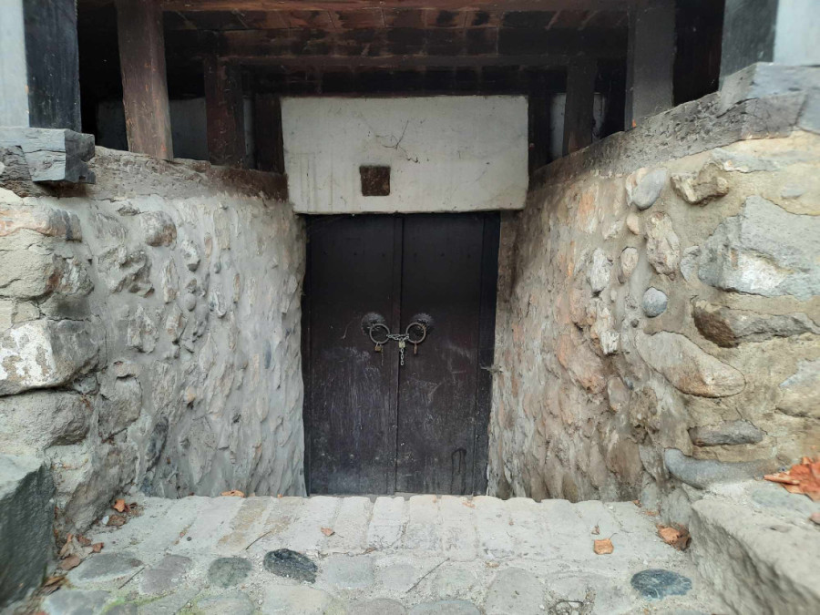 Građevinsko čudo u Kraljevu koje prkosi vremenu: Adžića kuća ima status spomenika kulture (FOTO)