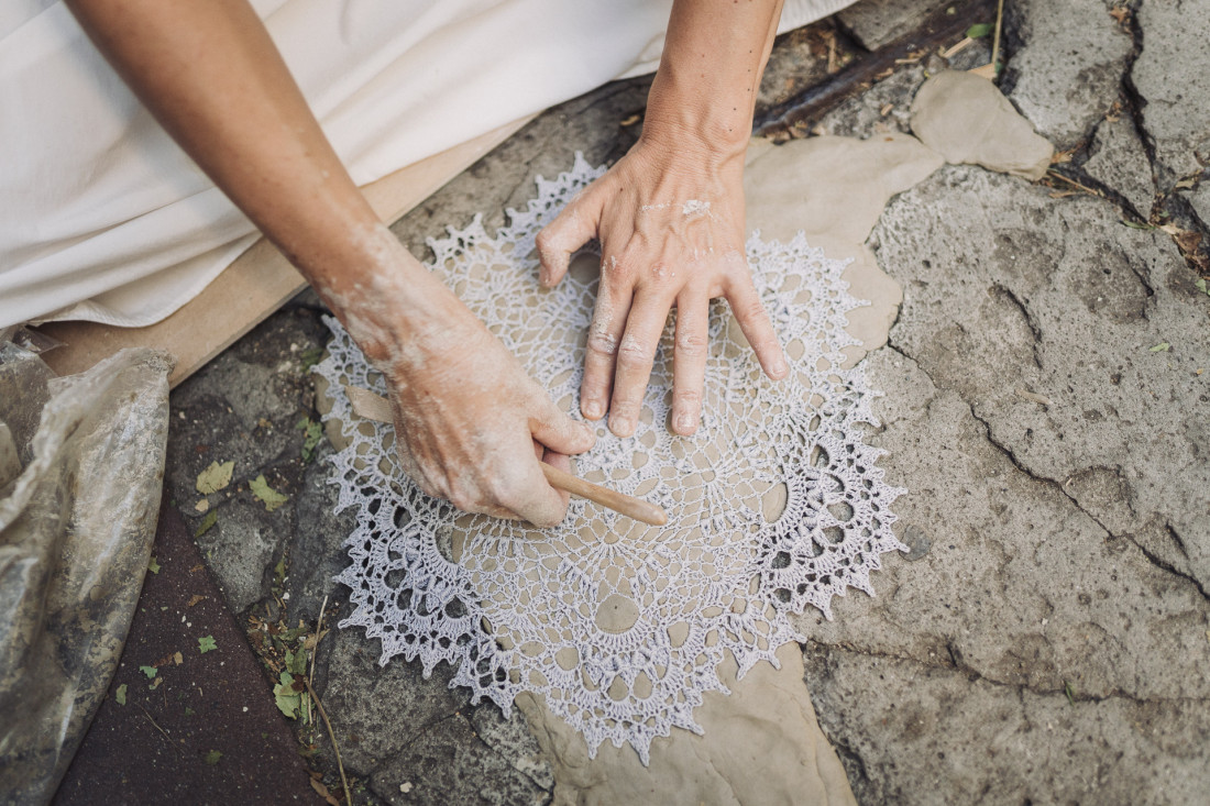 Poljska umetnica donosi čaroliju na ulice Beograda: Umesto miljea "hekla" po betonu! (FOTO)