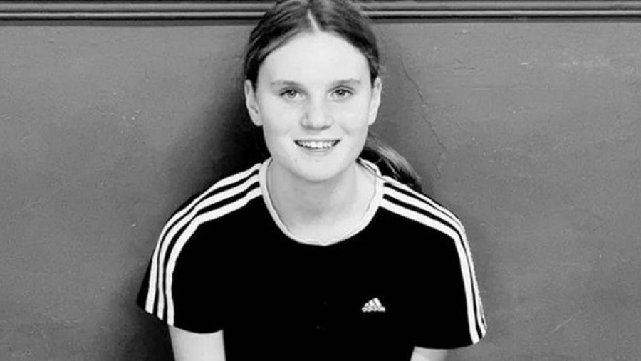 Tinejdžer koji je nasmrt izbo 15-godišnju bivšu devojku, osuđen na doživotni zatvor