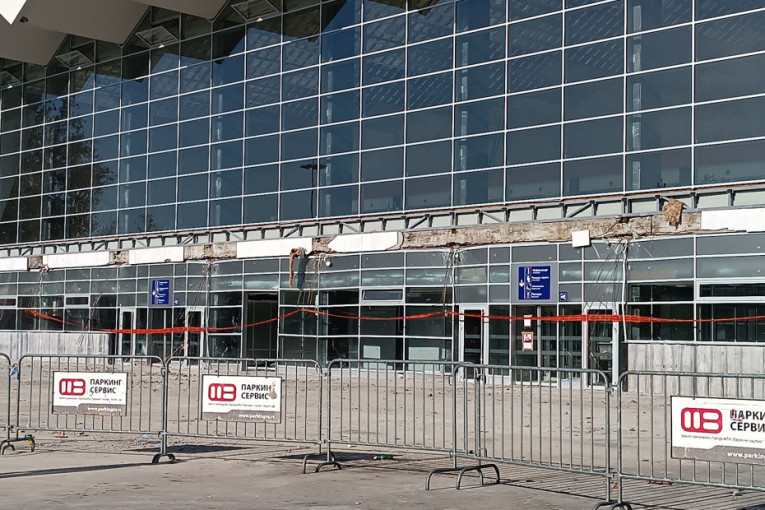 Potresan apel za pomoć za Anju povređenu u Novom Sadu: Njeni najdraži danima dežuraju ispred bolničke sobe