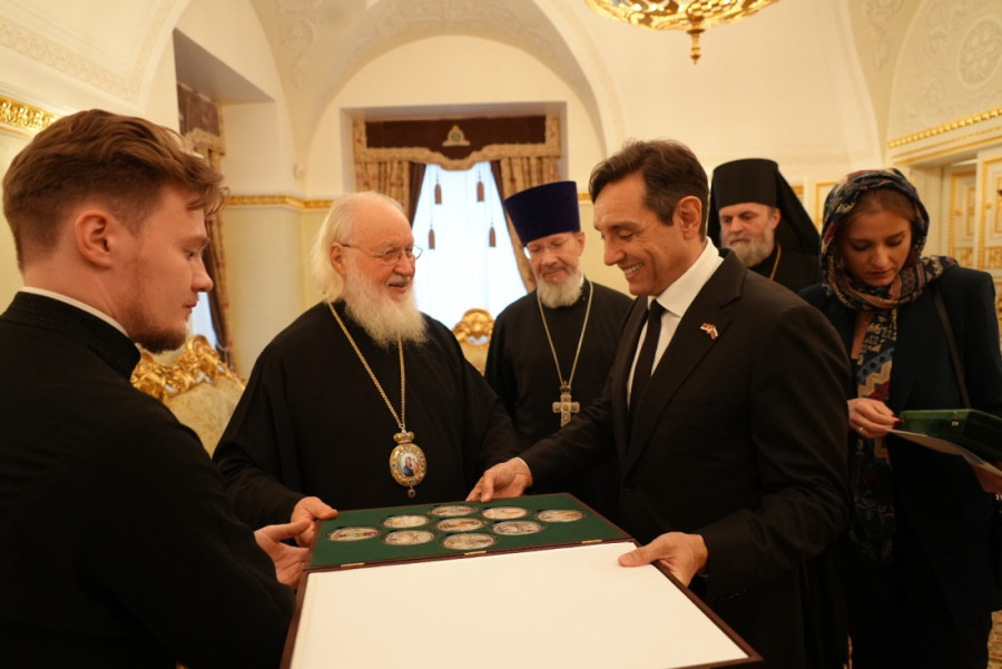 Vulin se sastao u Moskvi sa patrijarhom moskovskim i sve Rusije Kirilom (FOTO)