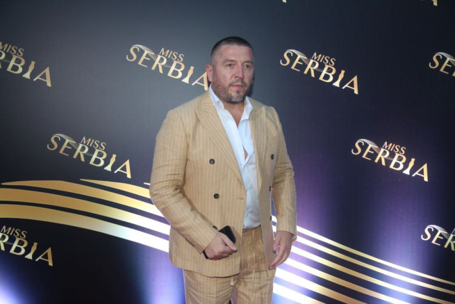 Pevač planira da ode iz grada i započne novi život: Pomenuo i stočarstvo!