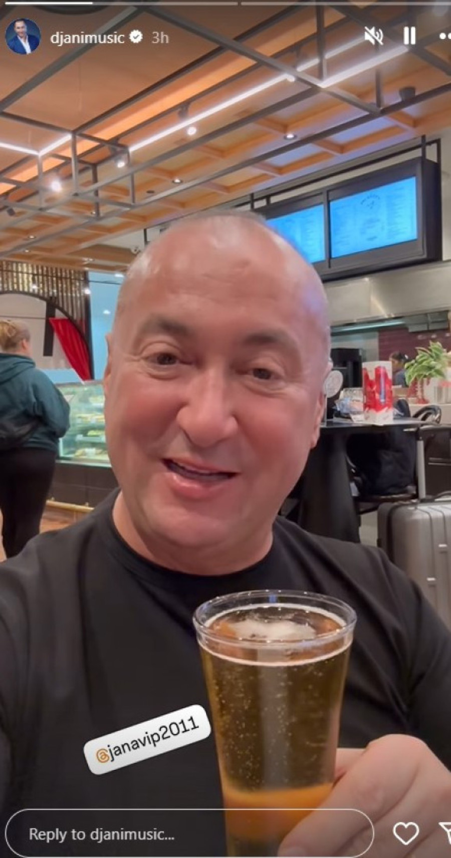 Pevačica udarila na Đanija, sve najgore misli o njemu: Sramota me je da gledam, pa ponašaj se ko zvezda!