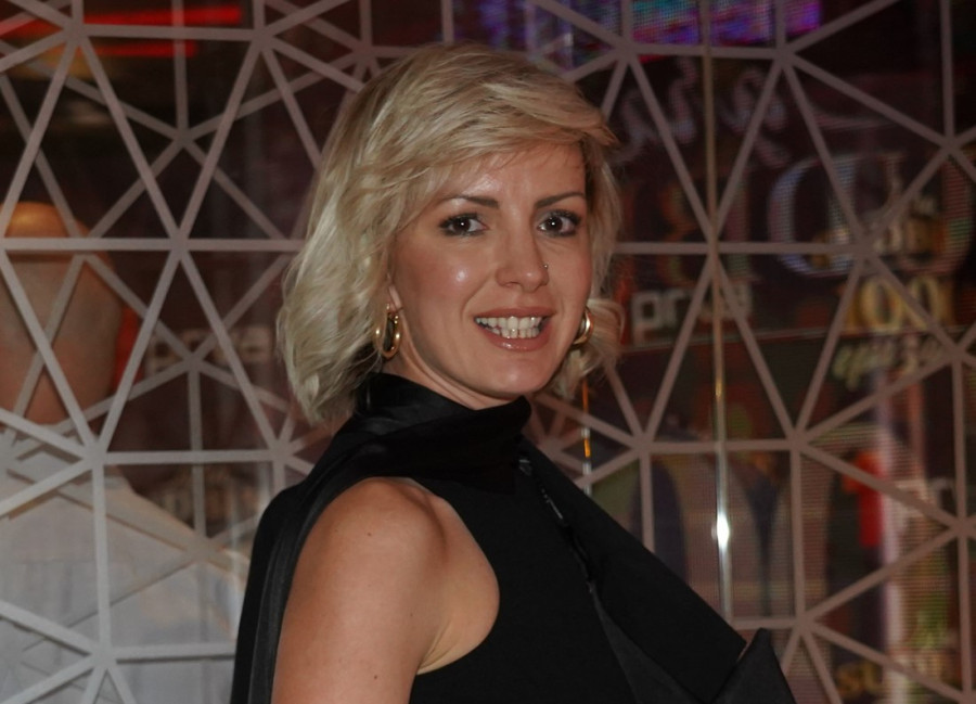 Naša pevačica čeka blizance, a sada se oglasila tik pred porođaj: Hrabrim sebe!