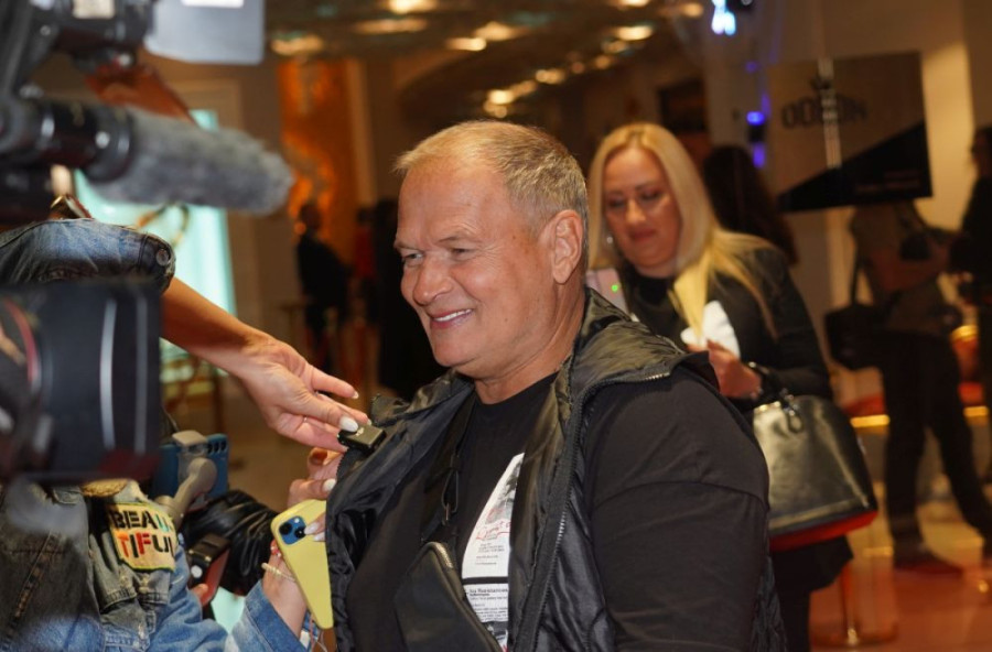 Stefan Karić poklonio ocu auto! Osman će od sada voziti ovu besnu mašinu (VIDEO)