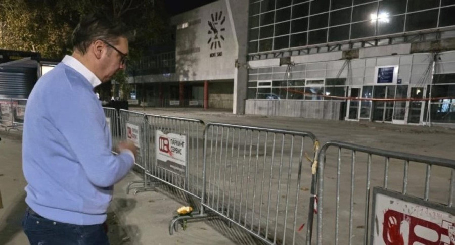 Voditelj Nove S i Ponoš uhvaćeni u monstruoznoj laži! Tvrde da Vučić nije odao poštu stradalima u Novom Sadu