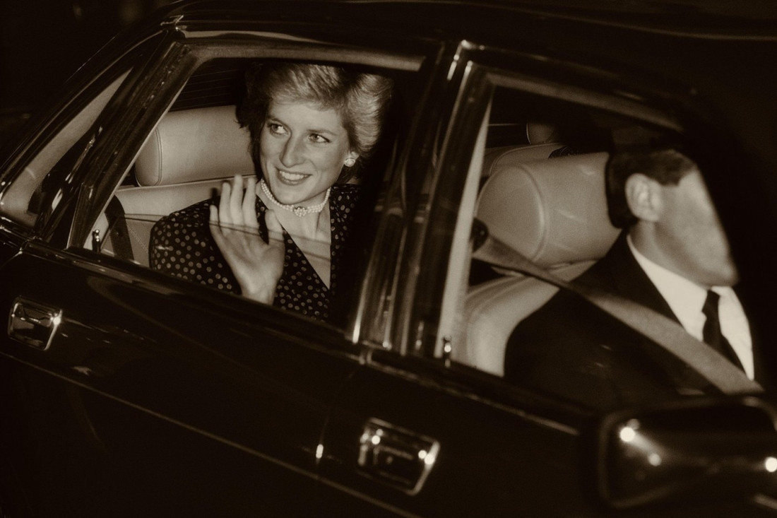 Dugo čuvana tajna i poslednja poruka princeze Dajane: Haljina u kojoj je sahranjena krije posebnu simboliku