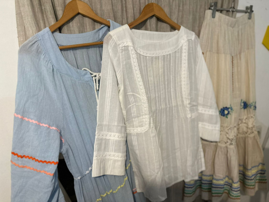 Njihovu haljinu ponela i Monika Beluči: Sestre iz Čačka čuvaju srpski tradiocionalni vez od zaborava, oduševljene i svetske face (FOTO)