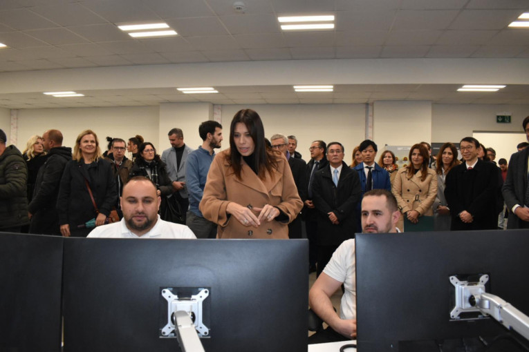 Vujović svečano pustila u rad energanu u Vinči koja proizvodi toplotnu i električnu energiju za potrebe velikog broja Beograđana