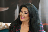 Dragana Mirković se baškari u Španiji: Tek da čujete ko ju je tamo odveo! (VIDEO)