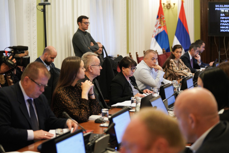 Odbor za finansije prihvatio set zakona, među kojima i o investicionim fondovima