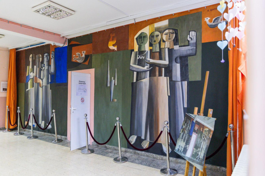 Fondacija "Za srpski narod i državu" donirala sredstva za restauraciju slike "Molitva za mir" Osnovnoj školi "Knez Lazar" u Velikim Kupcima