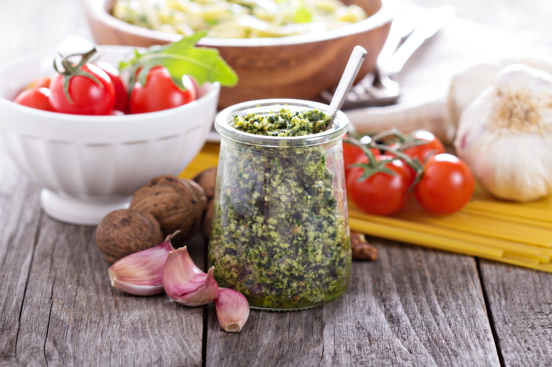 Unesite malo Italije u vašu kuhinju: Recept za domaći pesto sos će vas toliko oduševiti da više nećete ni pomisliti na kupovni