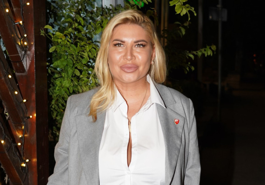 Lidija Vukićević u provodu sa sestrom: Grle se, sve pršti od emocija! (FOTO)