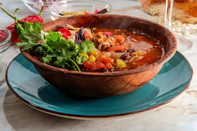 Al’ se i dalje dobro jede: Srbija u znaku velikih gastronomskih manifestacija!