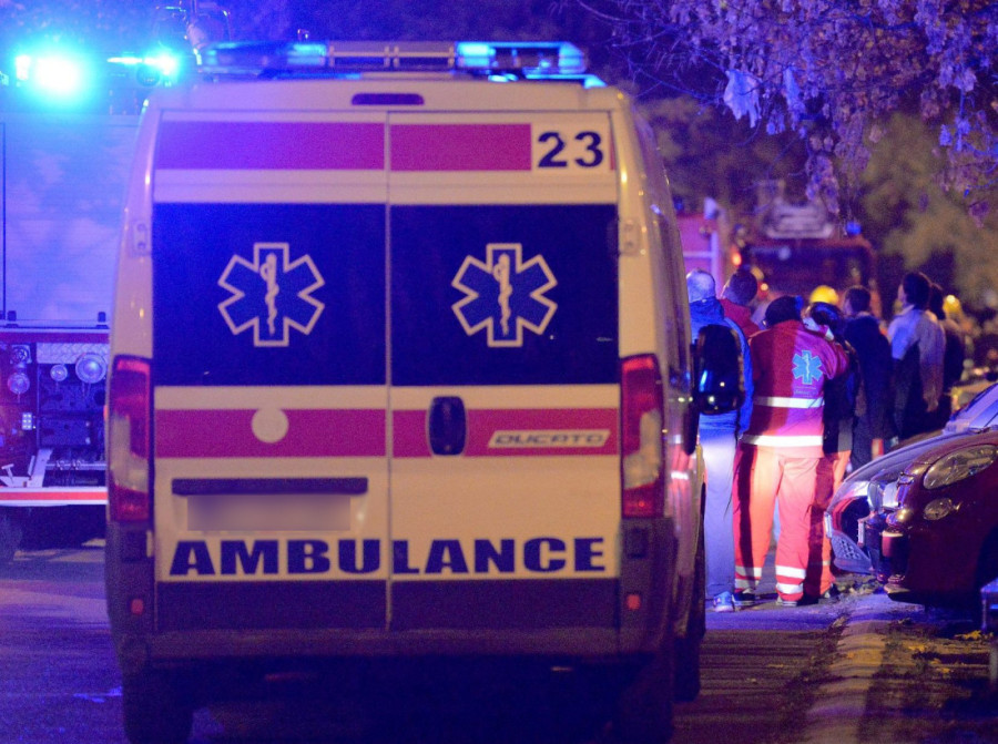Burna noć u Beogradu: Sudari, povređeni i desetine intervencija Hitne pomoći