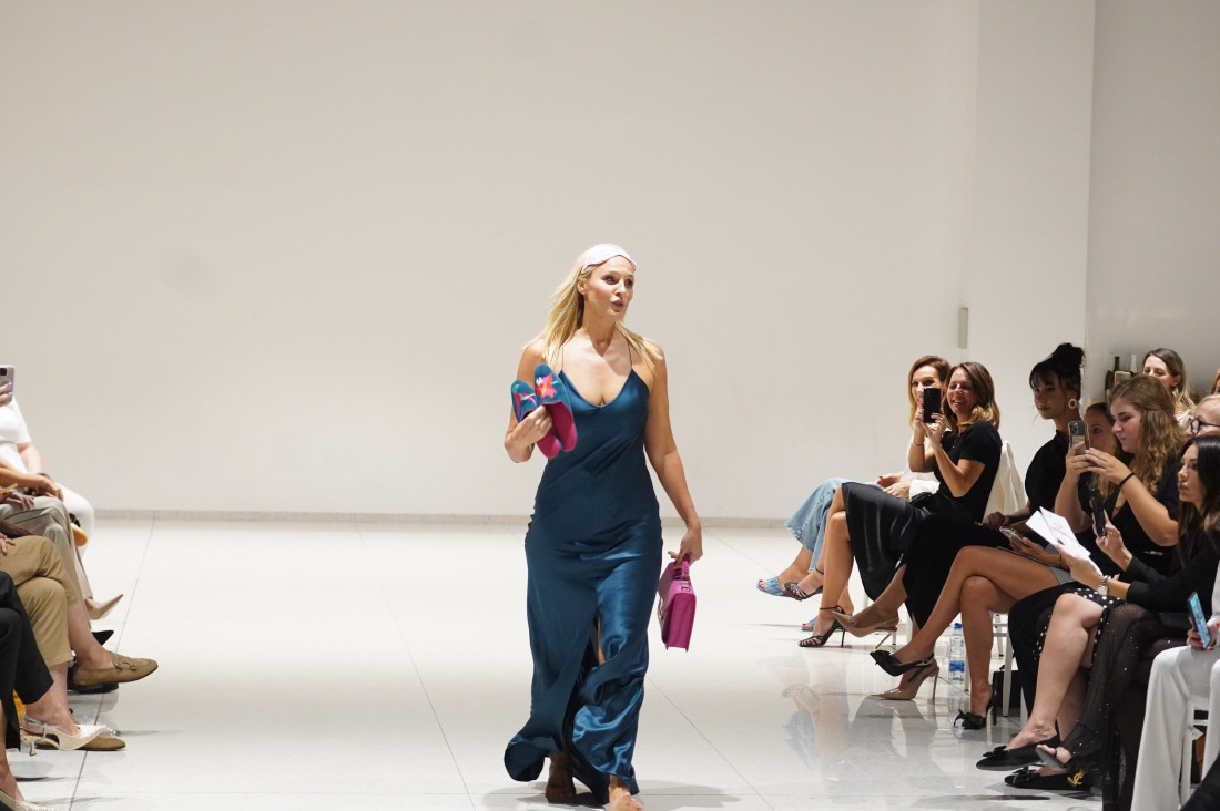 Brat naše pevačice oduzeo sebi život, od porodice krio probleme: "Stalno osećam da je tu sa mnom"