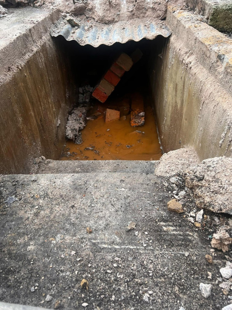 Šokantno otkriće: Porodica je pronašla bunker iz Drugog svetskog rata u svom dvorištu, a evo šta nameravaju da urade sa njim (FOTO)