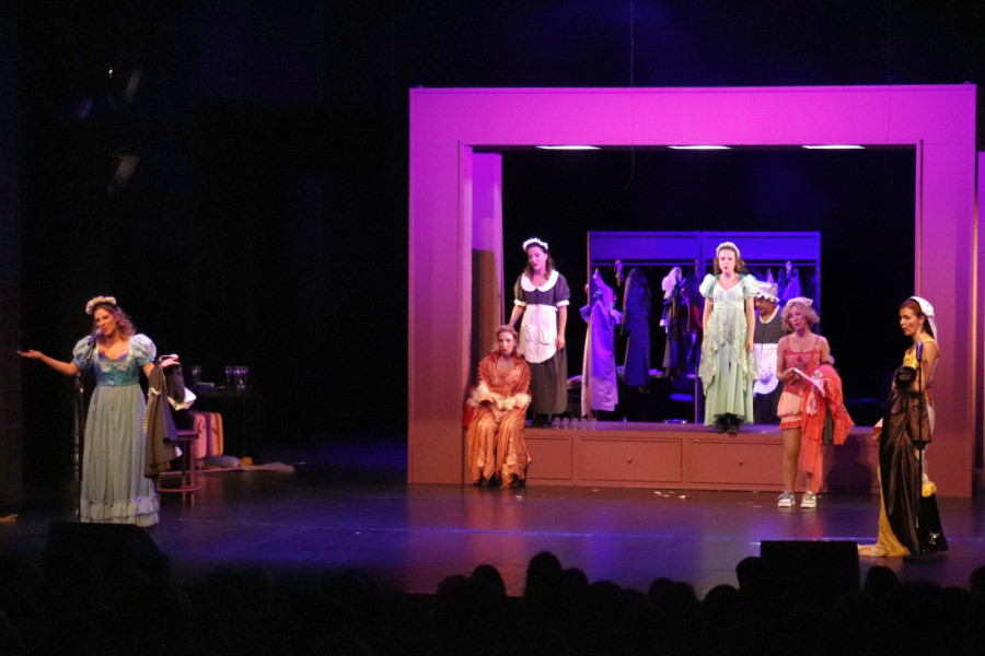 Dogodovštine gospođe Benet i njenih pet neudatih ćerki: Ovacije za predstavu "Gordost i predrasude" u Madlenijanumu (FOTO/VIDEO)