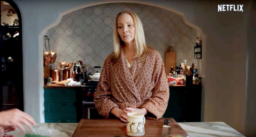 Lisa Kudrou i Rej Romano pokušavaju da sakriju mračne i opasne tajne u novoj Netfliksovoj seriji: Fanovi oduševljeni (FOTO/VIDEO)