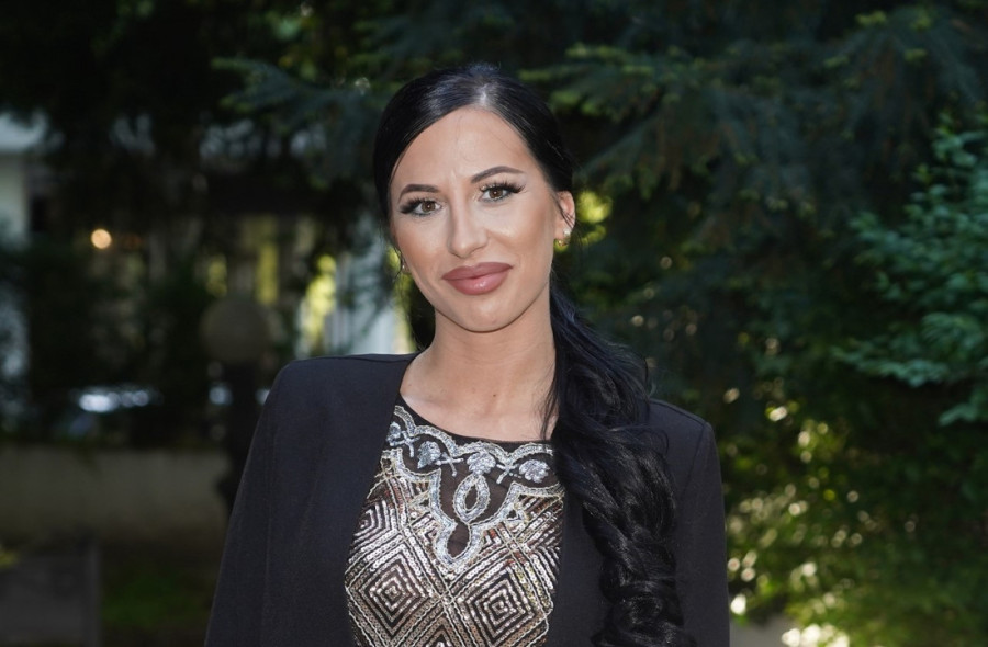 Cipka u potresnoj ispovesti otkrila s kakvim se problemima suočila! Pod šminkom i reflektorima - teška borba (FOTO)