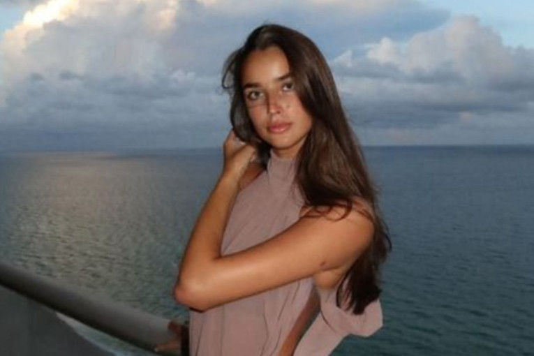 Zvezda Liverpula raskinula sa ćerkom poznatog glumca: "Utehu" je pronašao u Instagram modelu Estel (FOTO)