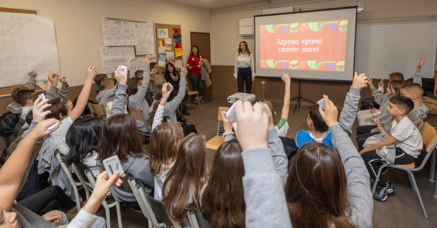 Teniserka Olga Danilović i MAXI u misiji edukacije đaka o zdravoj ishrani i sportu: Nema sportskog uspeha bez zdrave ishrane