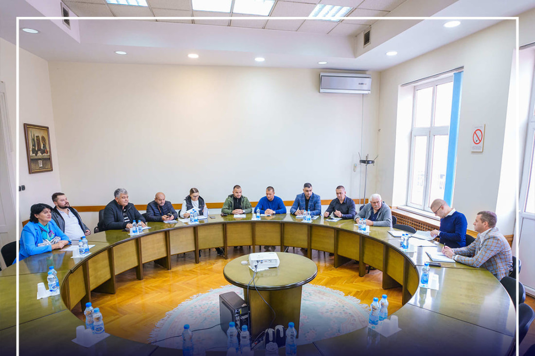 Predsednik opštine Inđija Marko Gašić održao sastanak sa predstavnicima mesnih zajednica