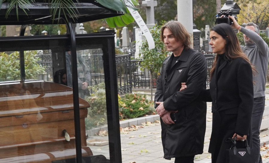 Težak dan za Mitroviće: Milica se oglasila, pa tužnom porukom sve objasnila (FOTO)