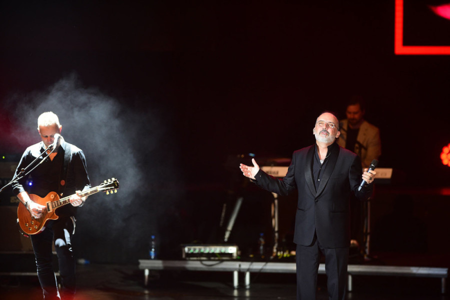 Novi skandal Tonija Cetinskog! Slaviće proterivanje više od pola miliona Srba, njegova žena tek zgrozila javnost!