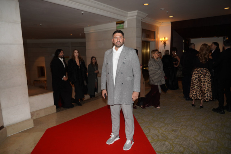 "Nisam znao da će ona doći!" Nikola Rađen stigao na žurku, pa saznao da će sresti bivšu ženu: Evo kako je reagovao!