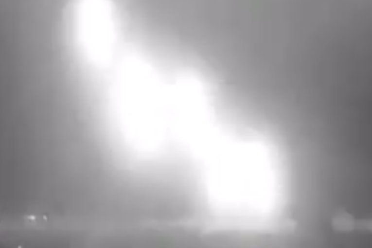 Objavljeni snimci, ovo nije viđeno do sada! Ono što je palo na Dnjepar niko nije mogao da zaustavi (VIDEO)