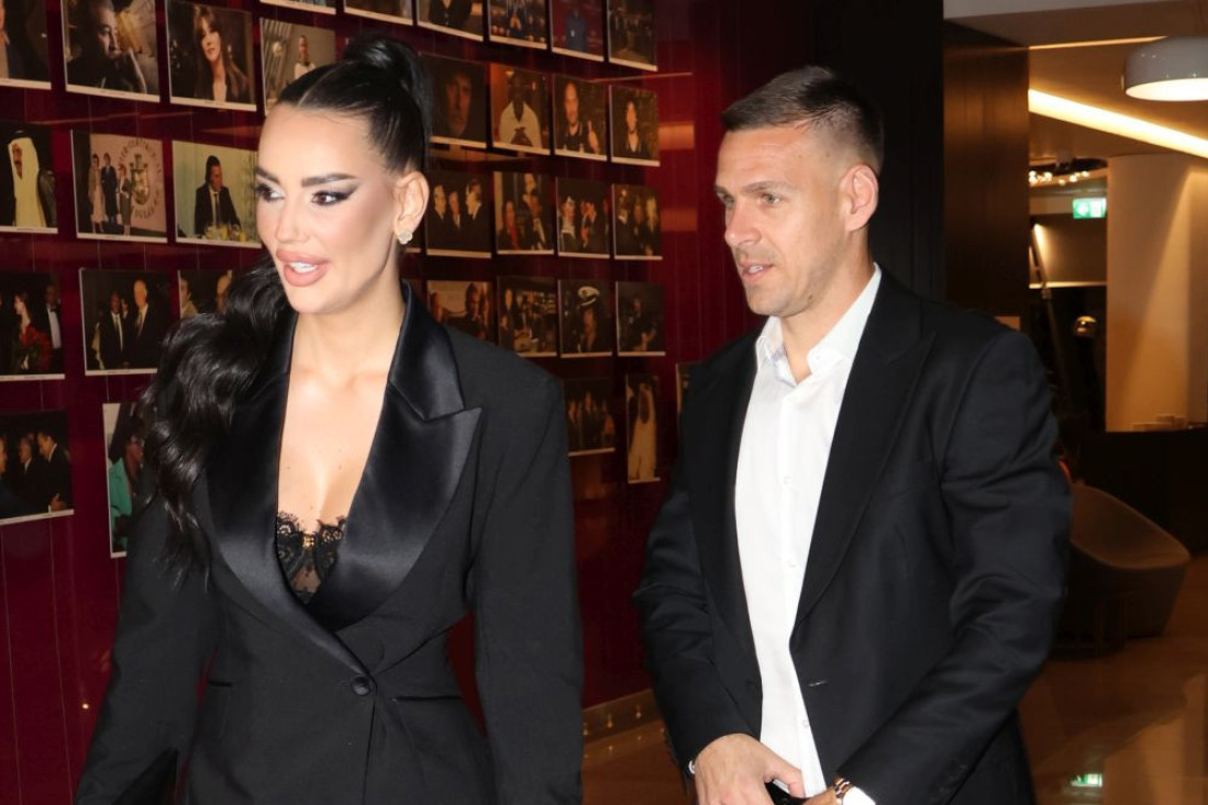 Čeda Jovanović u gipsu: Oglasio se nakon operacije, evo u kakvom je stanju! (FOTO)