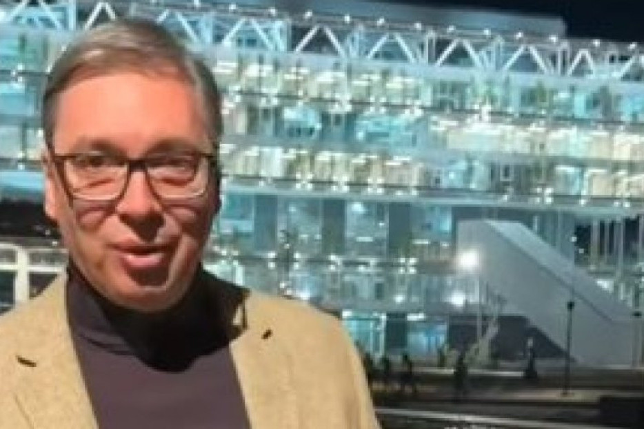 "Život je borba, pobediće Srbija!": Vučić se oglasio u kasne sate i poslao moćnu poruku (VIDEO)