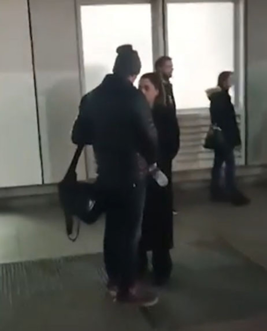 Oglasila se žena za koju se priča da je pretukla Slobodu Mićalović: Ona je mene udarila i spominjala mi majku koja je preminula!