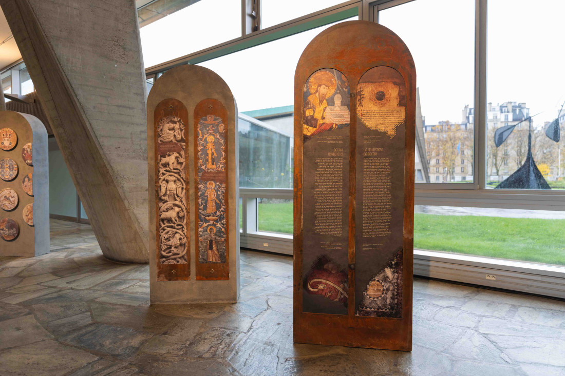 Srpsko blago kome se divi čitav Pariz: Pogledajte izložbu posvećenu našim crkvenim biserima na Kosovu i Metohiji (FOTO)
