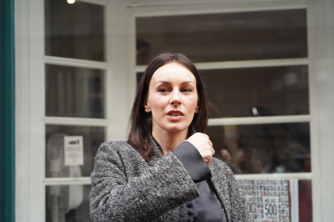 Oglasila se žena za koju se priča da je pretukla Slobodu Mićalović: Ona je mene udarila i spominjala mi majku koja je preminula!