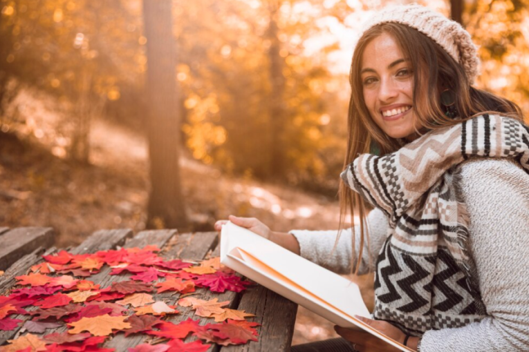 Digitalna opsesija koja ne prestaje: Tri znaka Zodijaka su toliko zavisna od telefona da ni u toalet ne idu bez njega