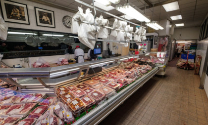 Skandal u Cirihu: Mesar prodao muslimanima 3,1 tona svinjetine kao teletinu