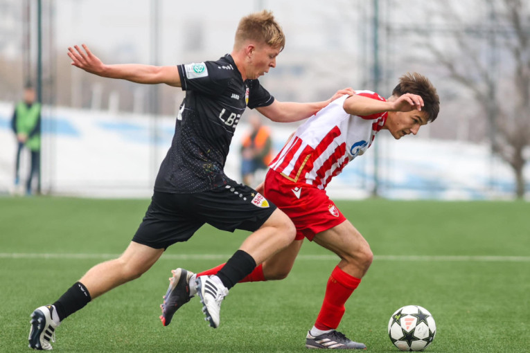 Zvezdina mladost gazila Štutgart, dva boda odneo rano primljen gol! O projektilu Kostova dugo će se pričati! (GALERIJA, VIDEO)