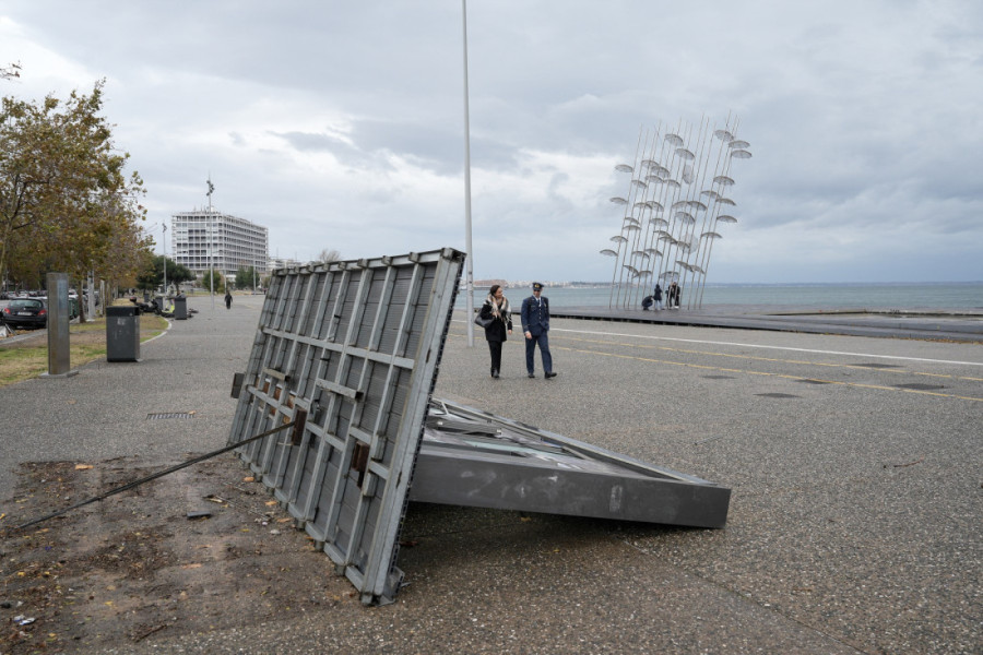 Omiljena letovališta Srba razorena: Uništeni putevi, nadvožnjaci, oborena stabla... Na Halkidikiju se očekuje novi udar (FOTO/VIDEO)