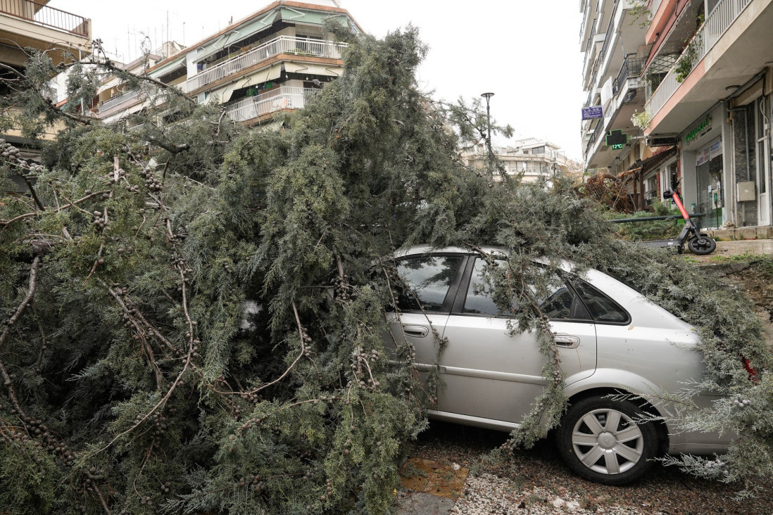 Omiljena letovališta Srba razorena: Uništeni putevi, nadvožnjaci, oborena stabla... Na Halkidikiju se očekuje novi udar (FOTO/VIDEO)