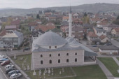 Ovo je jedina carska džamija u Srbiji, izgrađena od belog kamena: Specifična po svojoj veličini i lepoti i danas je simbol Sjenice (FOTO)