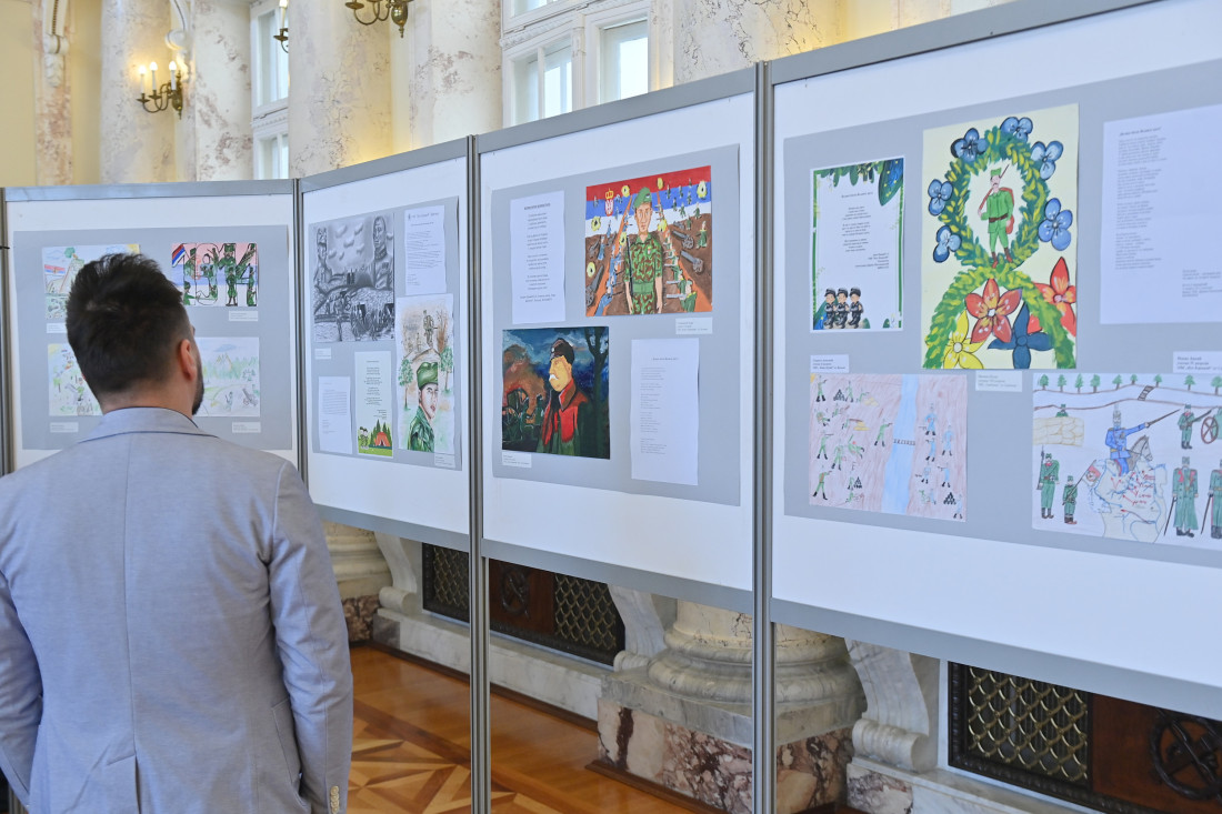 Naš vojnik, naš heroj! Ministarstvo odbrane tradicionalno pozvalo osnovce na nagradni konkurs: Pobednici dobijaju vredne nagrade (FOTO)